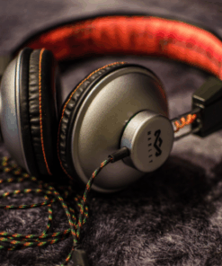 Wireless Earbuds with Charging Case